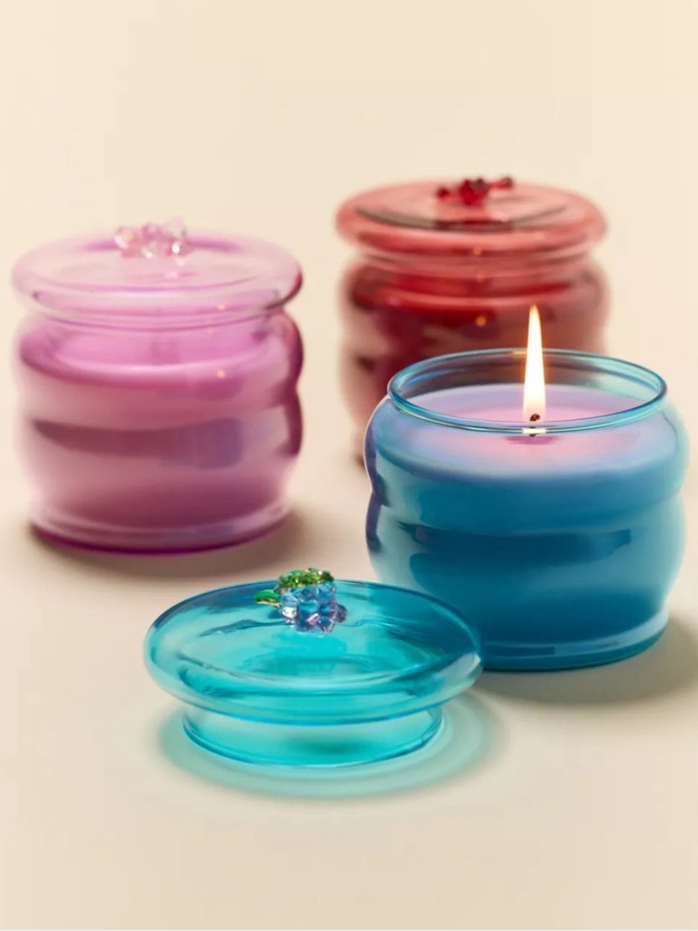 NWT Urban Outfitters Grape Rose Candle, 8.8oz, MSRP $24